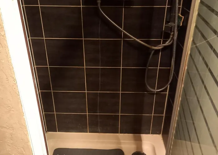 Loue Maison d'hôtes *